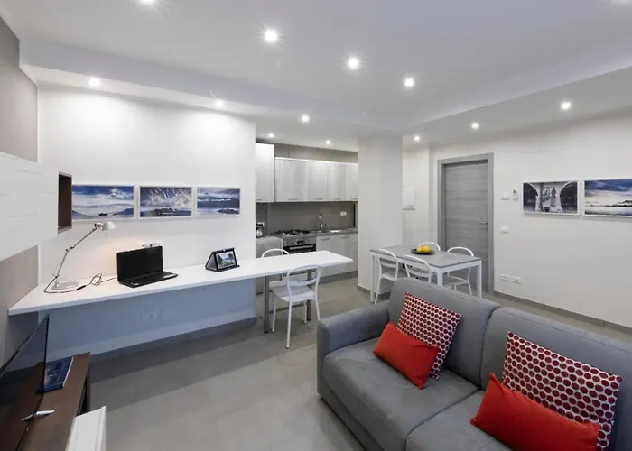 Exclusive Privatebeach - Explora 3 Omegna